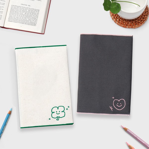笑顔刺繍キャンバスブックカバー